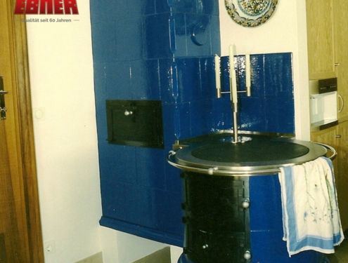 Tischherd in Kobaltblau mit runder Herdplatte